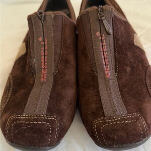 Merrell women’s Dark Brown Suede Slip-On Loafers with Front Zip
